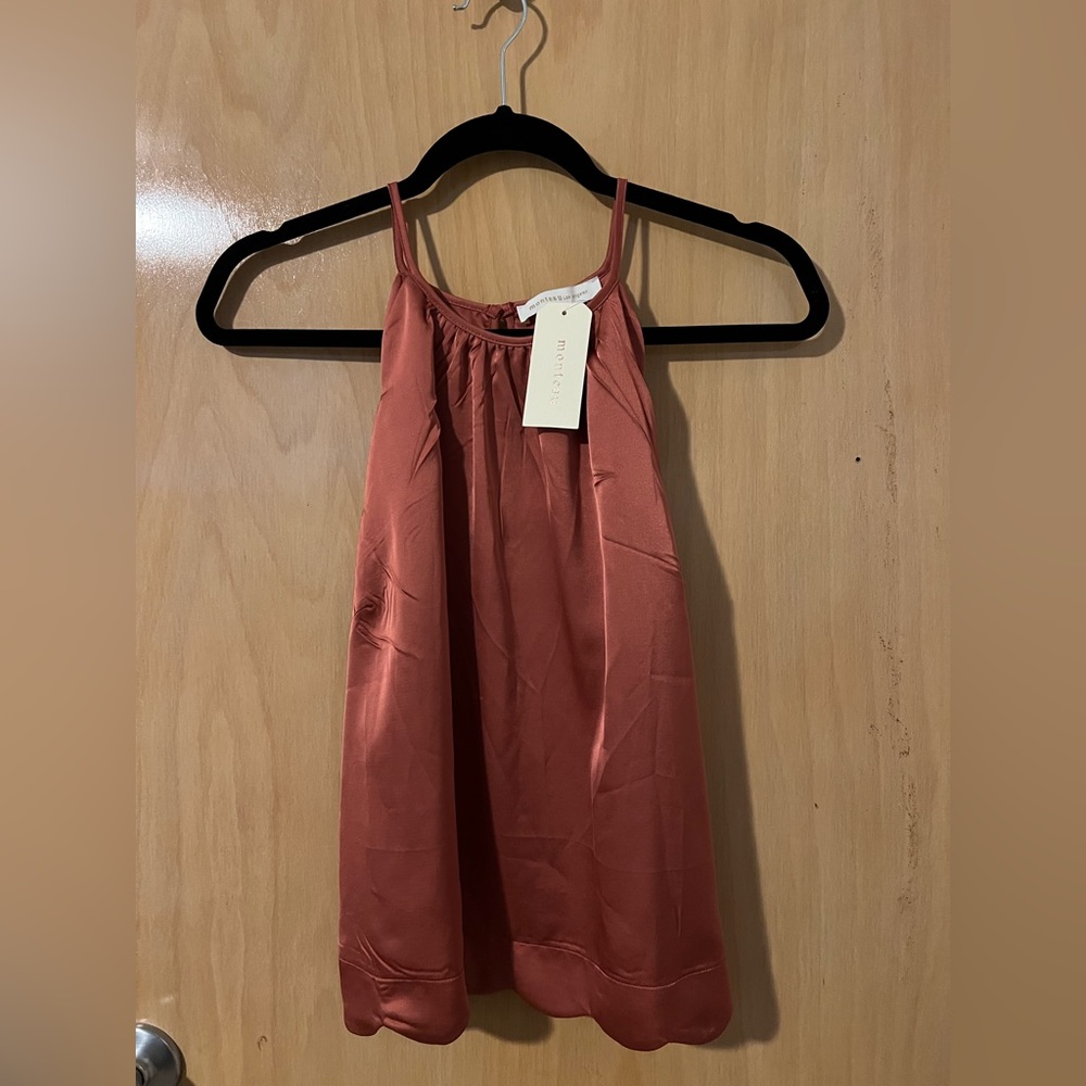 Monteau ; Size Large